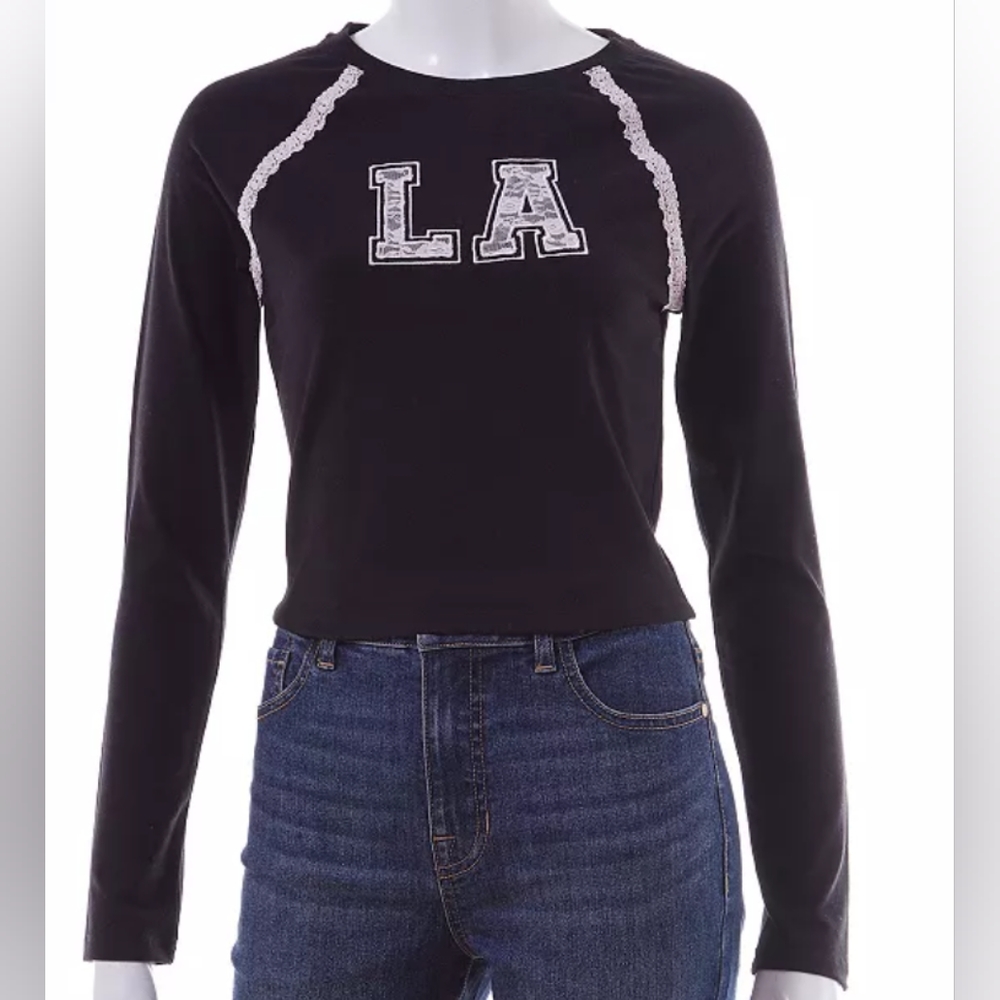 Juniors' Sugar Moon Lace Trim Raglan Top